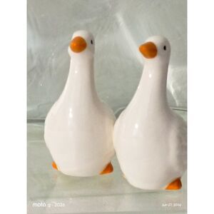 Duck Salt and Pepper Shakers Handpainted~New~Cracker Barrel